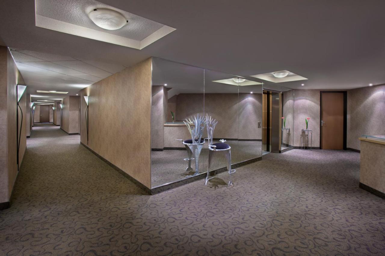 White Oaks Conference & Resort Spa Niagara-on-the-Lake Exteriör bild The interior of the hotel