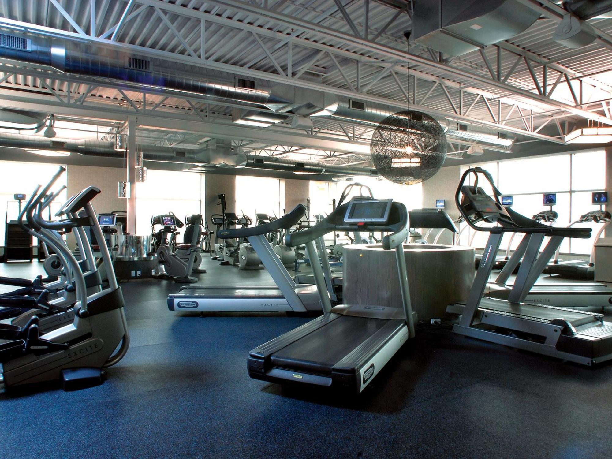 White Oaks Conference & Resort Spa Niagara-on-the-Lake Exteriör bild The Fitness Center at the Student Life Center