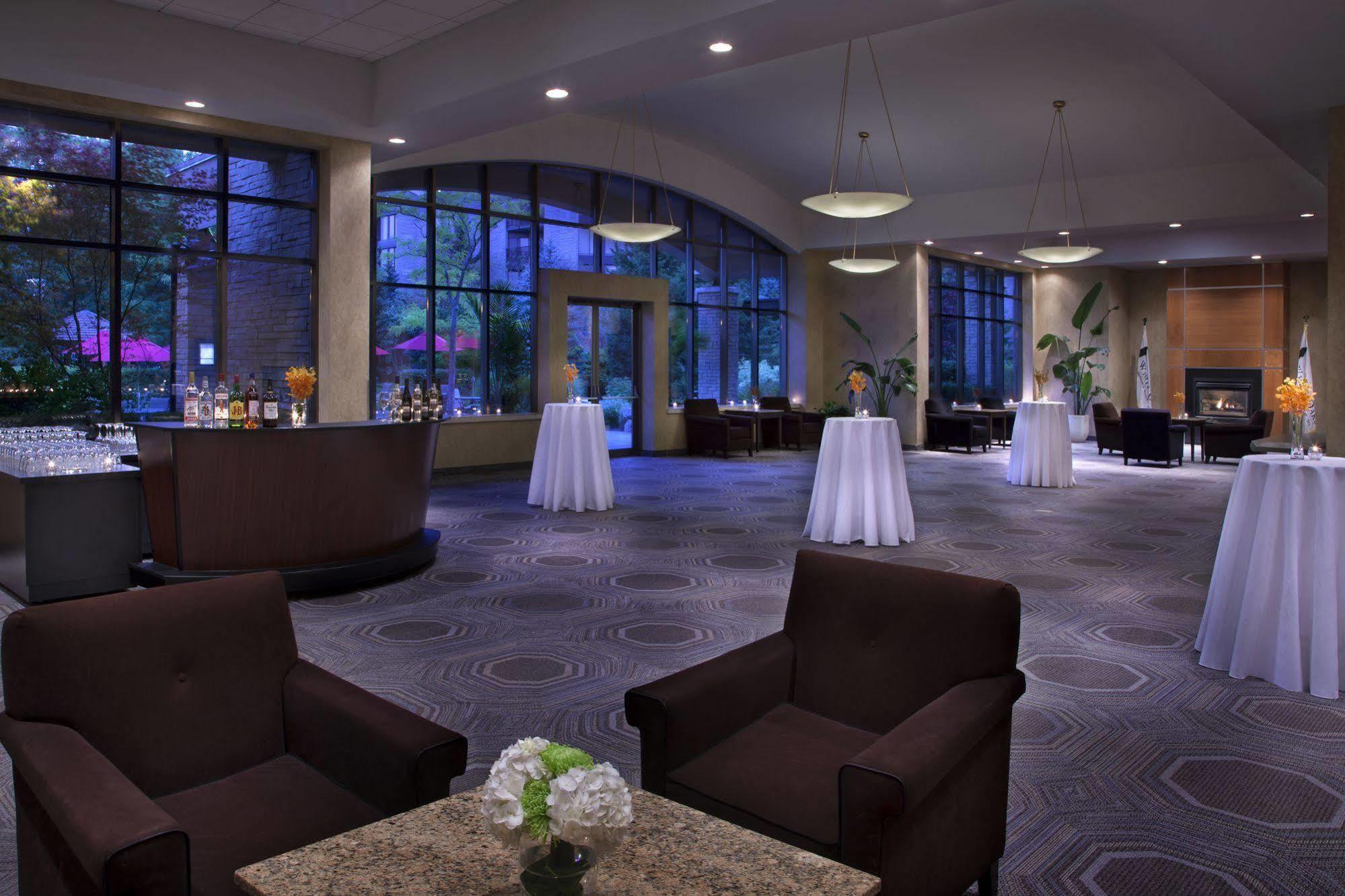 White Oaks Conference & Resort Spa Niagara-on-the-Lake Exteriör bild The Westin Galleria Houston